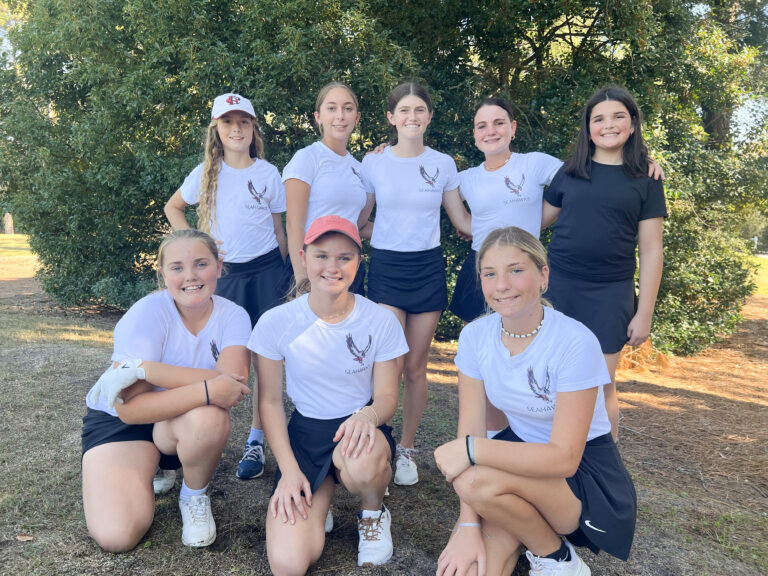 Lady Seahawks win district golf title