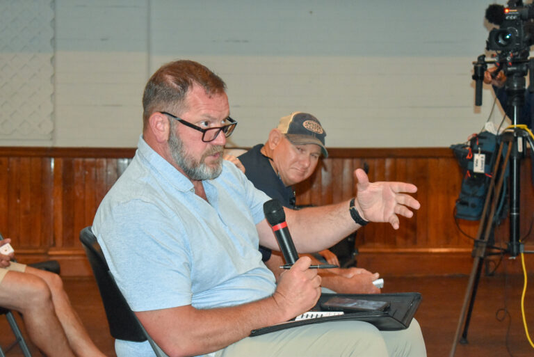 FWC sketches outline for reopening oyster harvest